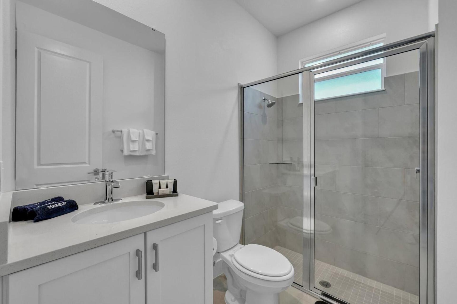 Unwind In Style At 13 Bedroom Villa6636 Kissimmee