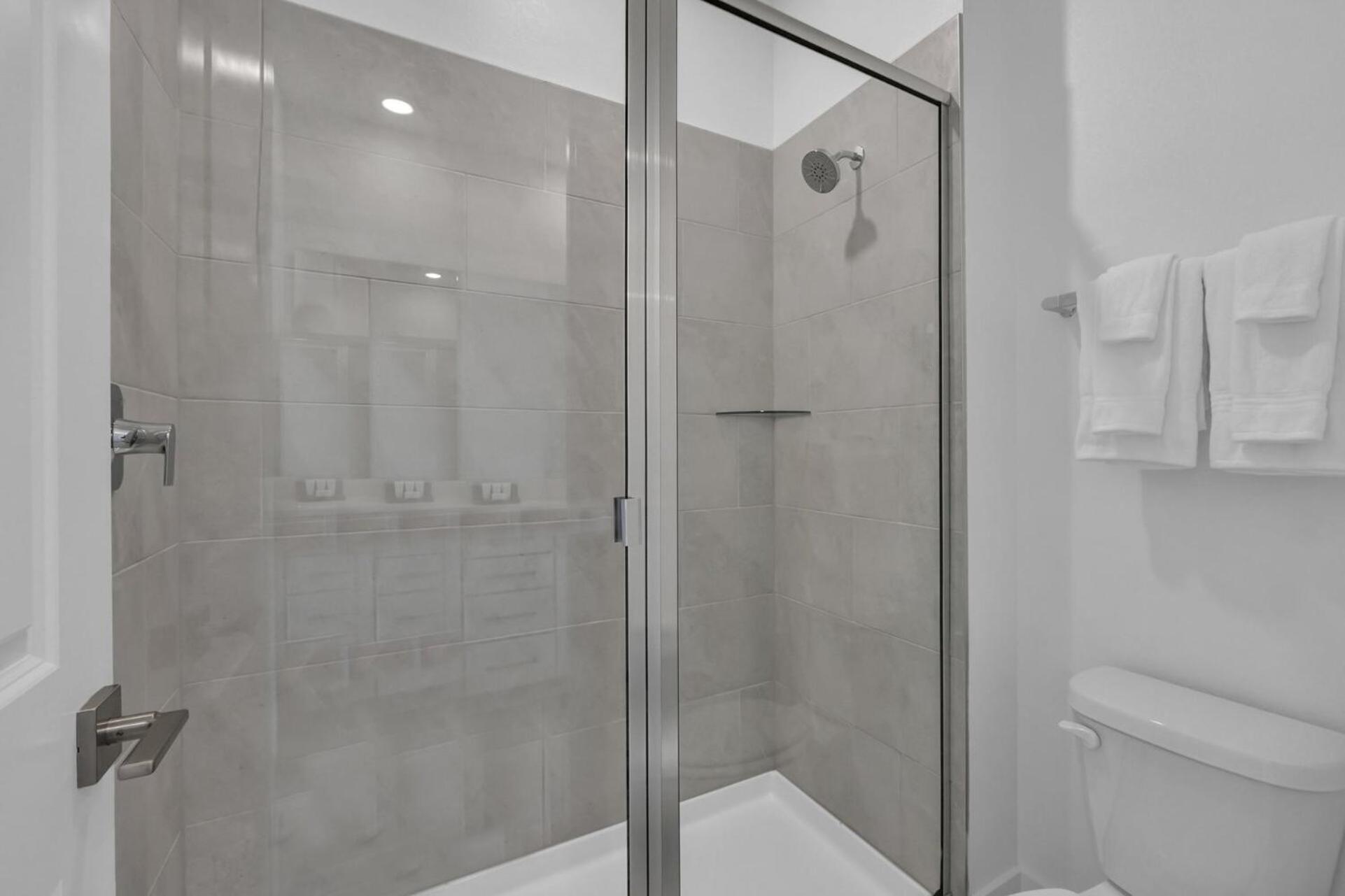 Unwind In Style At 13 Bedroom Villa6636