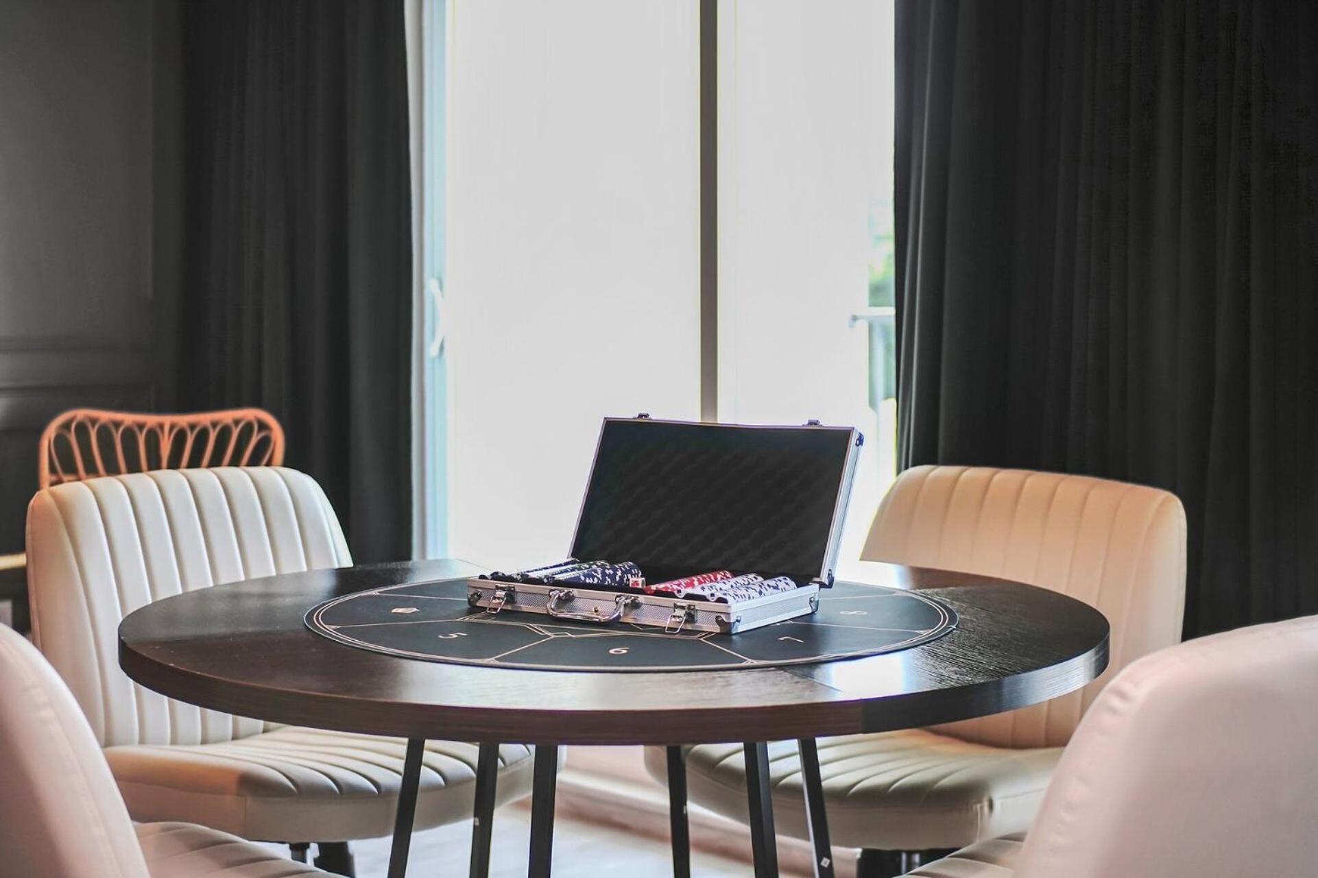 Unwind In Style At 13 Bedroom Villa6636 Pousada